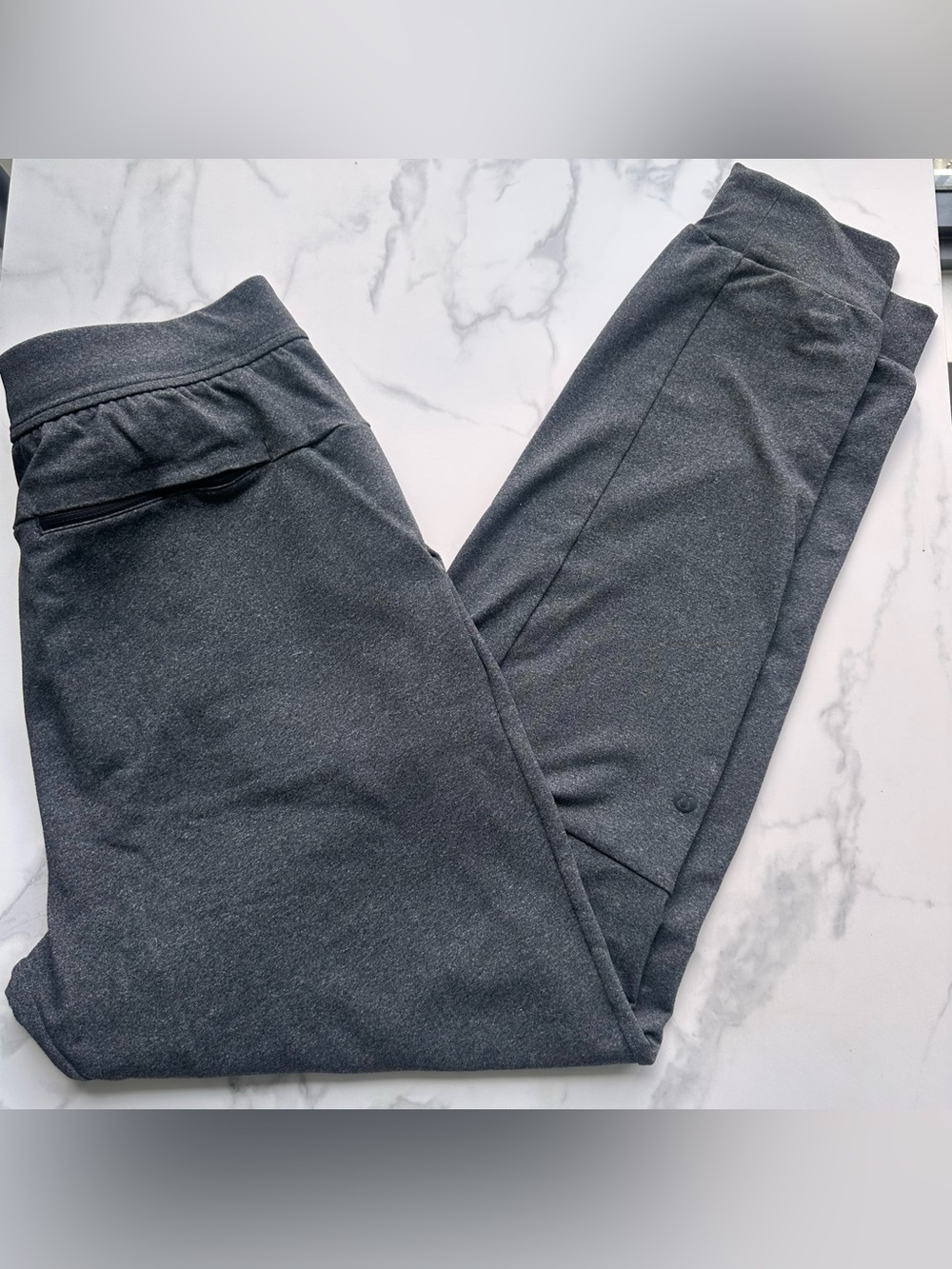 lululemon athletica Men's Dark Charcoal Gray Jogger Sweatpants
